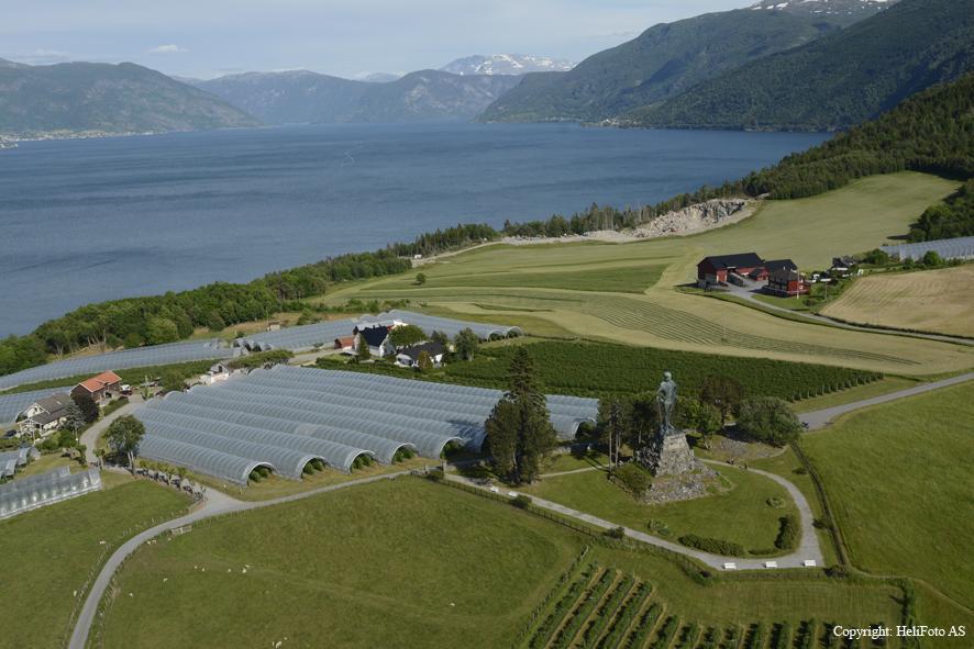 Sognefjord Guesthotel Vangsnes Exterior photo